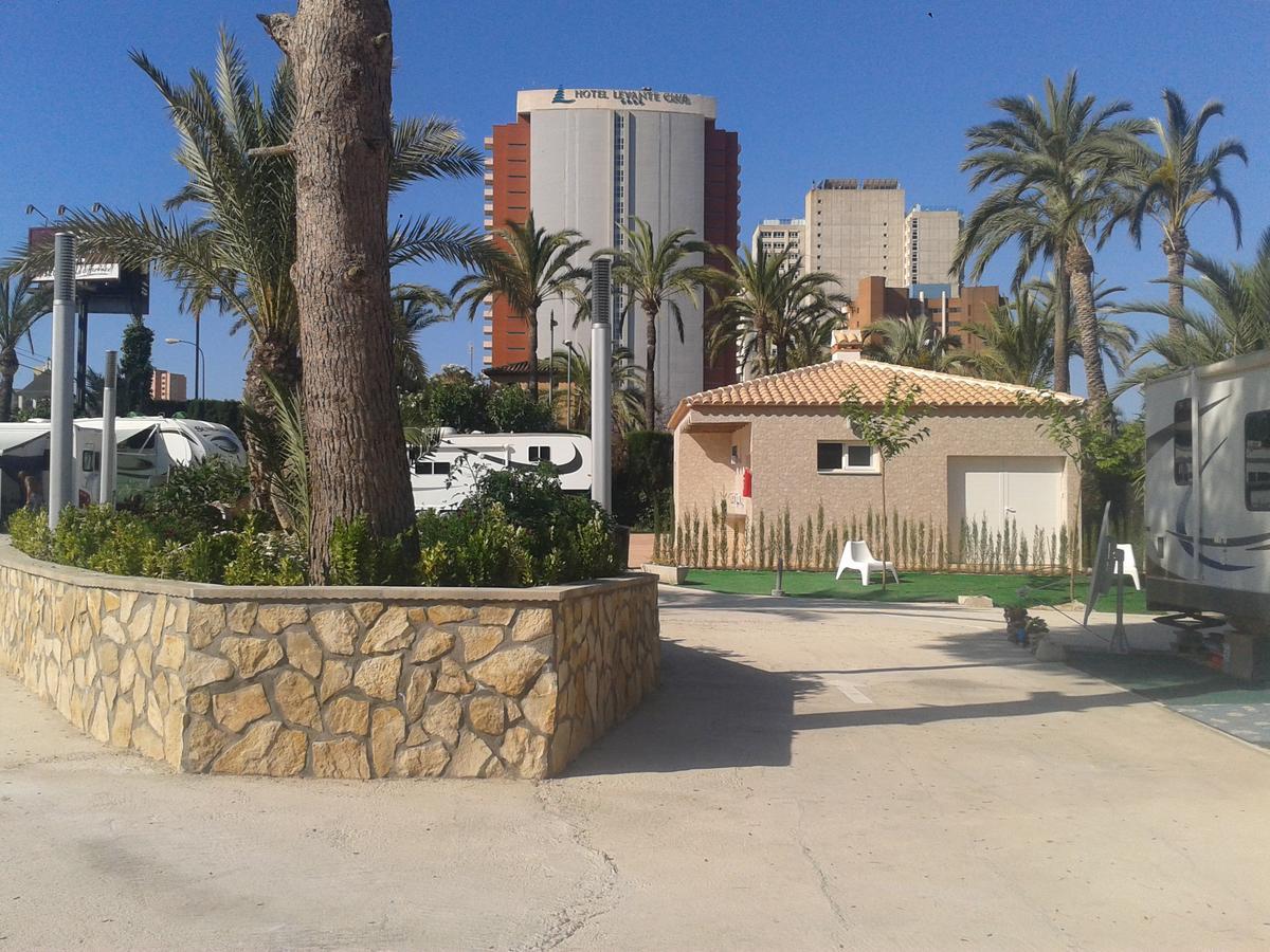 Hotel Camping La Torreta Benidorm Esterno foto